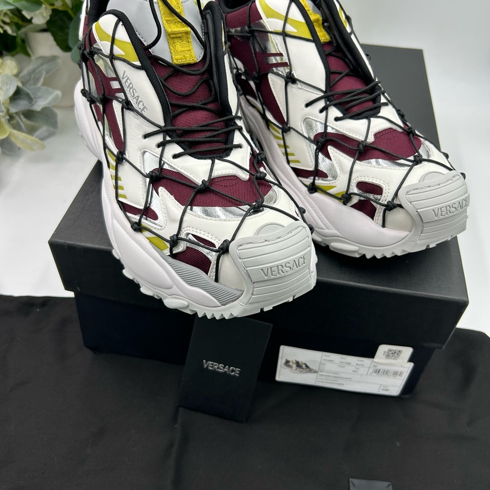 Men's Versace V3 net leather sneakers size 10 US made in Italy - Picture 11 of 12